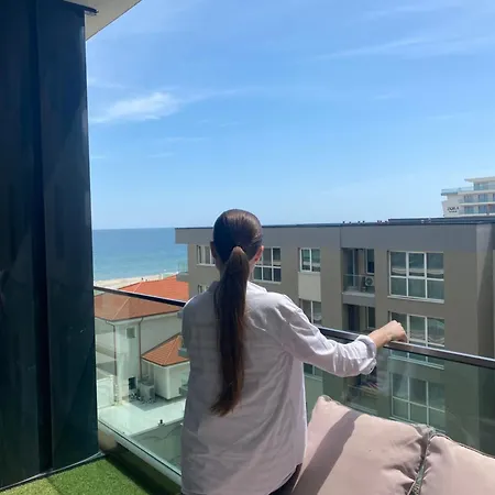 Apartment Lovely Blue Waves Navodari