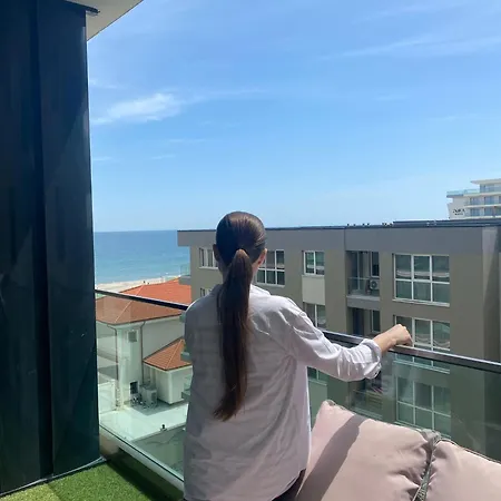 Apartment Lovely Blue Waves